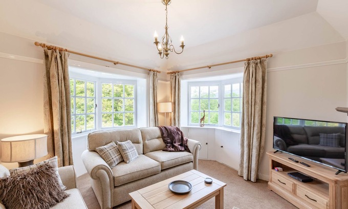 Taynuilt Cottage | MacLeary Apartment - an apartment that sleeps 2 guests in 1 bedroom