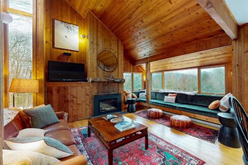 Waitsfield House | Mad River Masterpiece