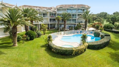 Moliets-et-Maa Apartment | Madame Vacances Les Palmiers du Golf Service Premium