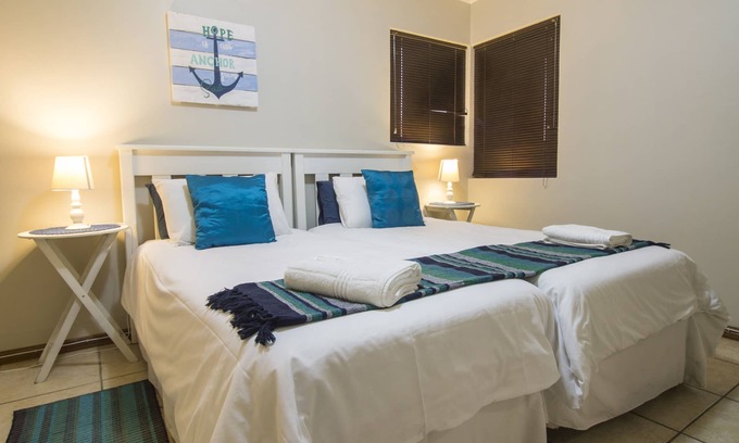 Jeffreys Bay Apartment | Madiolyn