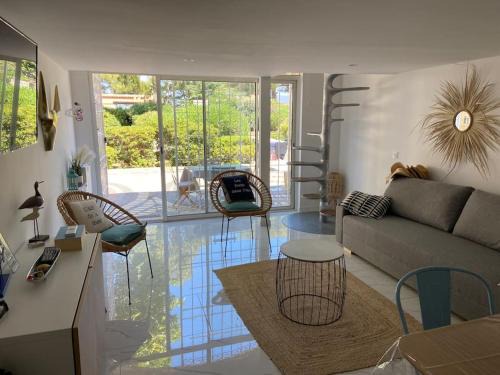 La Madrague Apartment | Madrague YourHostHelper