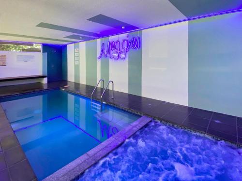 Horseshoe Bay Apartment | Maggies Beachfront Apartment 9