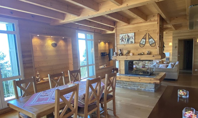 Font-Romeu-Odeillo-Via Apartment | Magnificent chalet-style apartment with high-end services, breathtaking view