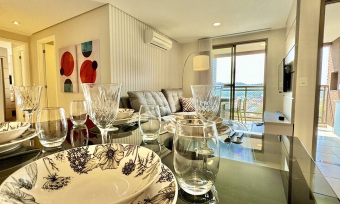 Campina do Siqueira Apartment | Magnificent 2-bedroom apartment near Barigui Park