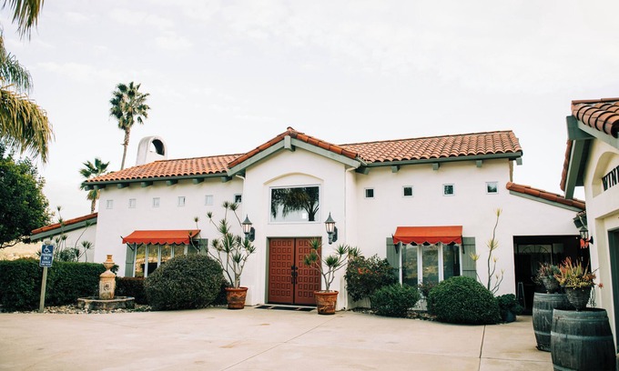 Fallbrook House | Magnificent Hilltop Estate Overlooking the Pala Mesa Resort and rolling vineyard