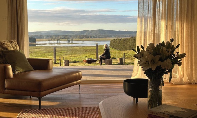 Hinton House | Magnificent luxury country estate with heavenly views-easy 1.5 hr to Sydney