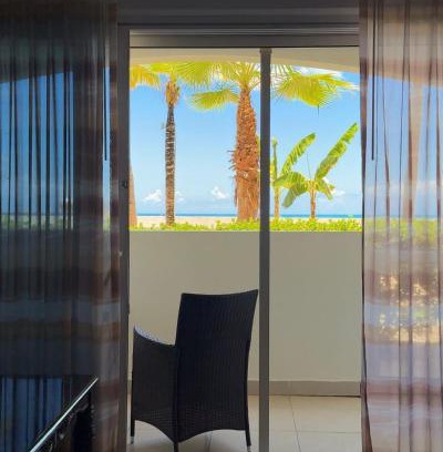 Maho Apartment | Maho Beach House - Big Beautiful Studio - Ocean View