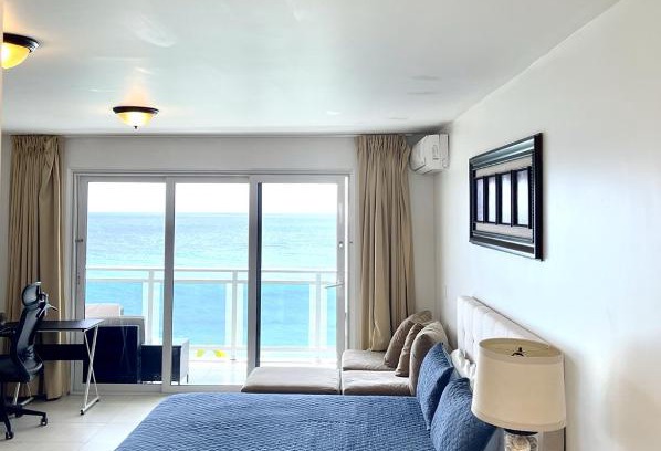 Maho Apartment | Maho Beach House - Grand Studio - OceanView Suite