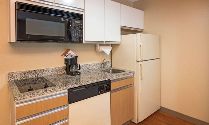 Blue Ash Hotel | MainStay Suites Cincinnati Blue Ash