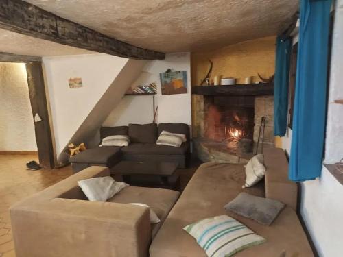 Greolieres House | Maison accueillante à Gréolières avec cheminée