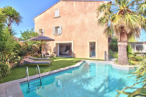 Cuers House | Maison avec piscine et jardin- 4 chambres 8 pers