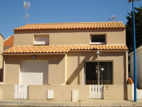Notre-Dame-de-Monts House | Maison avec Terrasse Proche Plage - Notre-Dame-de-Monts, 4 Pers. - FR-1-540-225