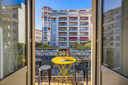 Jean-Medecin Apartment | Maison Bianchi - Hôtel des Postes