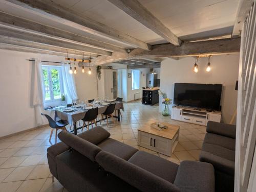 Juillac-le-Coq House | Maison charentaise