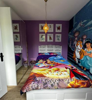 Lagny-sur-Marne Apartment | Maison décoration Disney à 10 min du Parc