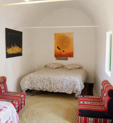 Beni Khedech House | Maison D'hote Dar Jeddi
