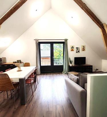 Nantes-en-Ratier Apartment | Maison dans corps de ferme rénovée