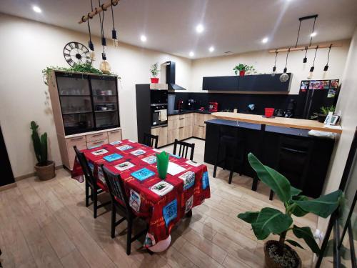 Saint-Gilles House | Maison de village sur 2 étage