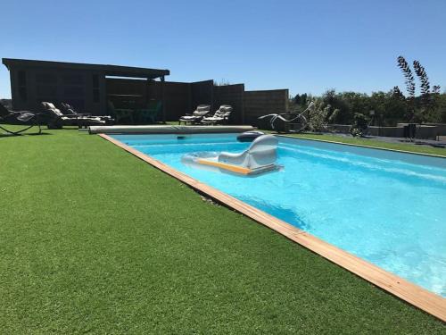Le Roc House | Maison entière location tourisme quatre étoiles proche de sites touristiques