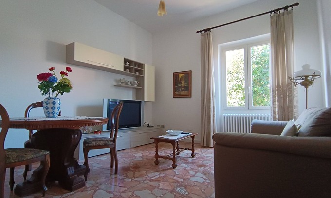 Grassina Apartment | Maison Giotto:Free Private Parking for Car & Bikes!