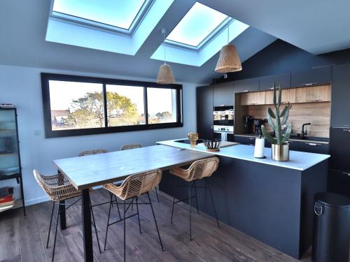 Groix House | Maison neuve spacieuse à Groix, proche du Bourg - FR-1-813-4