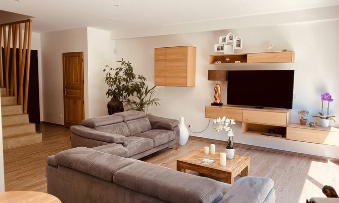 Vedene House | Maison Paisible