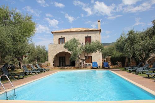 Kardamyli House | Maison Viros