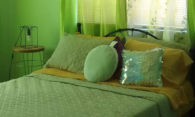 Runaway Bay Apartment | Majestic nn