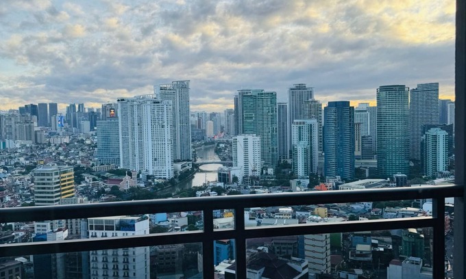 Downtown Apartment | Makati City Poblacion