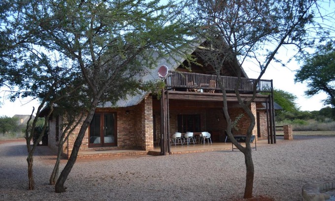 Bela-Bela Ski Chalet | Makhato 84 Bush Lodge