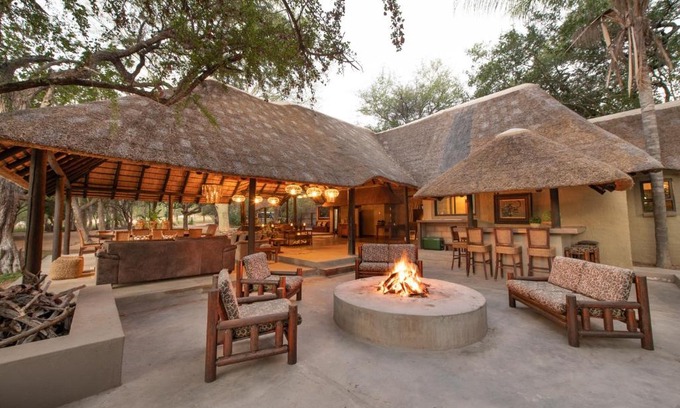 Maruleng Cabin | Malilule Safaris