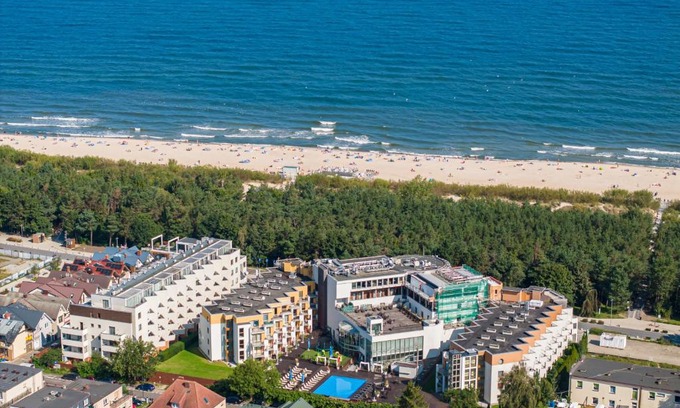 Cetniewo Resort | Maloves Resort & Spa