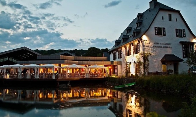 Bergisch Gladbach Hotel | Malteser Komturei Hotel/Restaurant