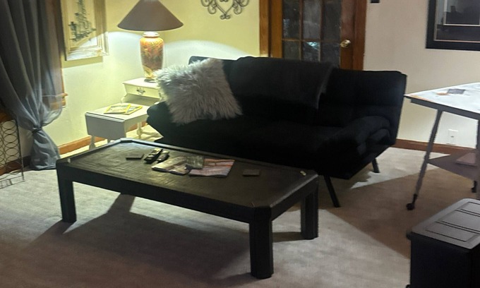 Como House | Mama Jean's Pillowville Home- Charming 2-bedroom house in Gleason with WiFi