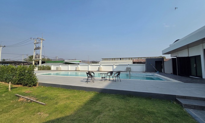 Ban Tai Hotel | Manee Mantra Hotel Kanchanaburi