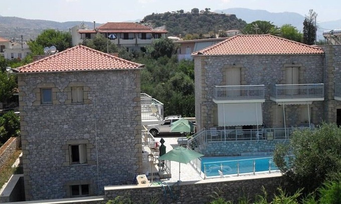 Stoupa Apartment | Manoleas Villas - Apartment 5