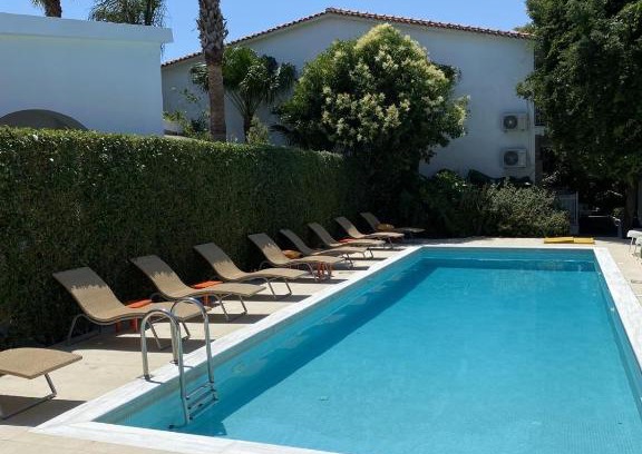 Skiathos Town Apartment | Manolis' House