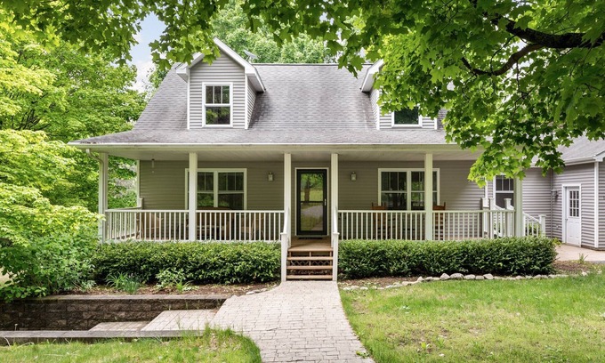 Maple City House | Maple City Farm | Pet Friendly