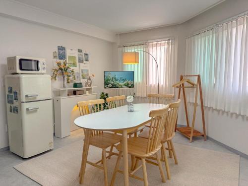 Dohwa-dong Apartment | Mapo Station House