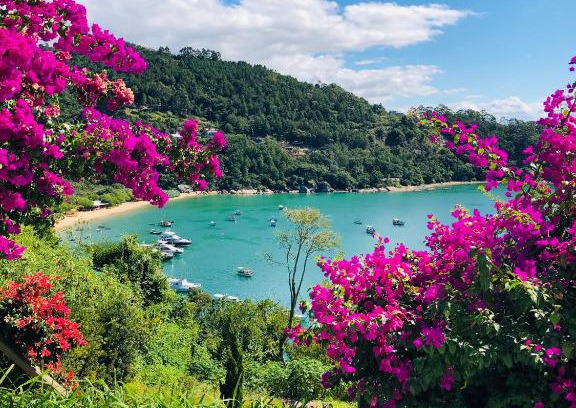 Governador Celso Ramos House | Mar de Bougainville