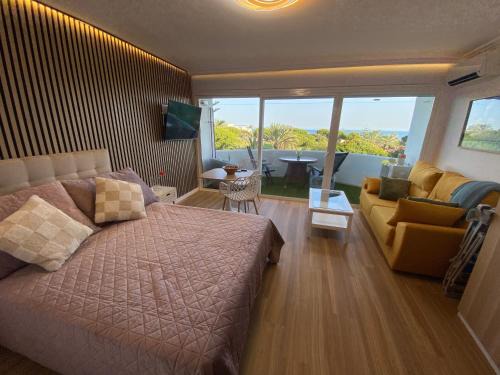 Urbanizacion Marbessa Apartment | Marbella Beach View and Pool