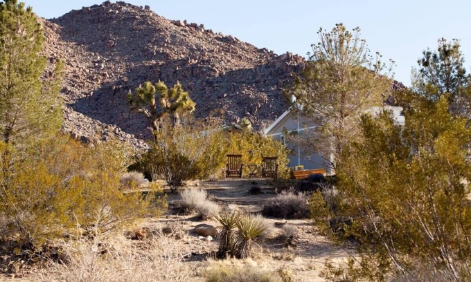 Joshua Tree Cottage | @ Marbella Lane - 10 Acres Oasis Desert Retreat!