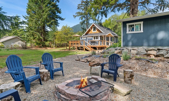 Neahkahnie Beach Cabin | ☀️ March Discounts! Gorgeous Cabin Remodel! Easy Beach Access! Manzanita!☀️