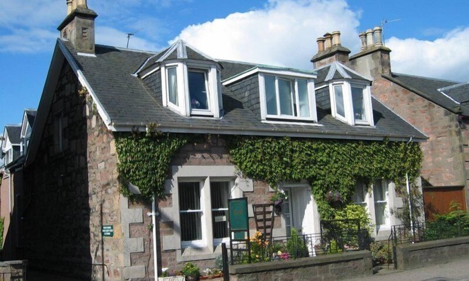 Inverness City Centre Bed & Breakfast | Mardon Guest House