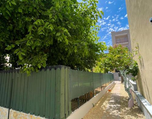 Nettuno House | MARECHIARA Apartment - Independent ground-floor unit in central Nettuno with private patio, just 50 m from the sea and steps from the train station
