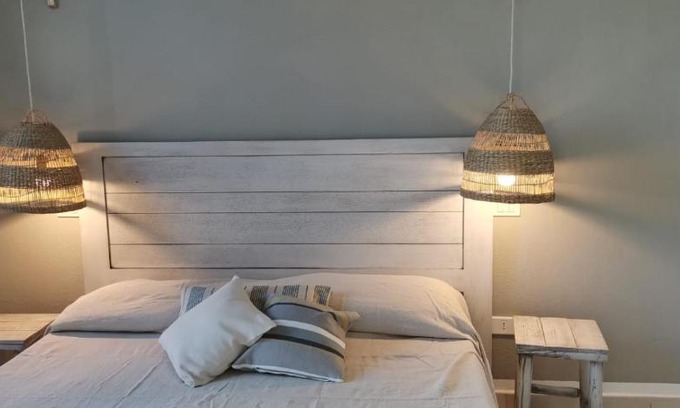 Baia Sant'Anna Apartment | Margherita