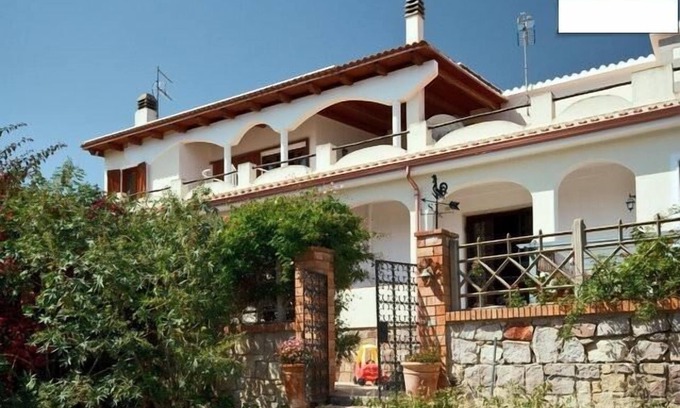 Su Forti Apartment | Margine Rosso Villa with garden 220 meters from the Poetto beach
