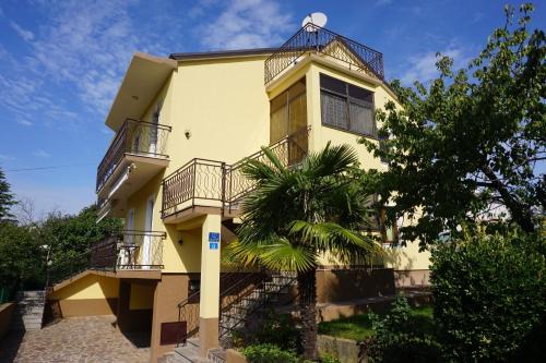Basanija House | Mariella