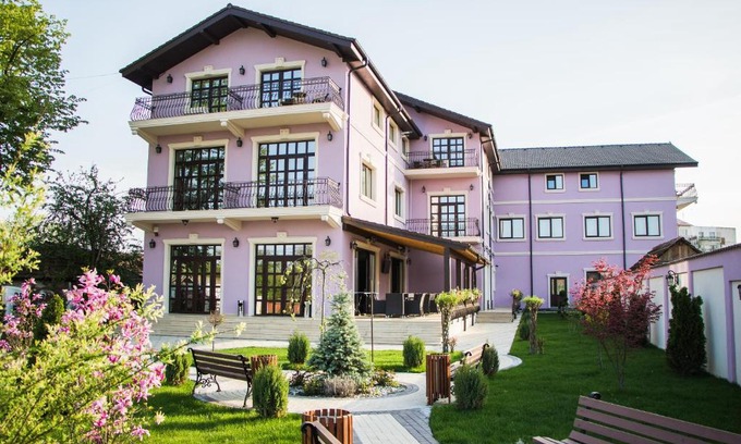 Turceni Apartment | Marigab