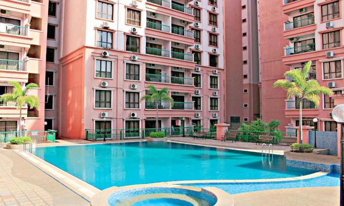 Downtown Kota Kinabalu Apartment | Marina Court Resort- 6Bedroom Stay Together Apartment Sleeps 15Pax